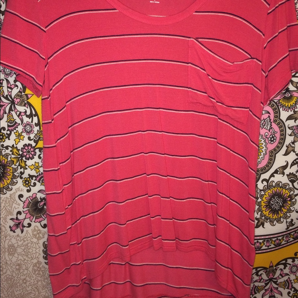 Tee shirt